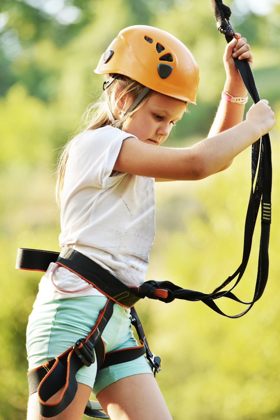 Najbolj znan adrenalinski dogodek v Posočju je zipline Bovec, ki hkrati ponuja čudovite razglede po naravi